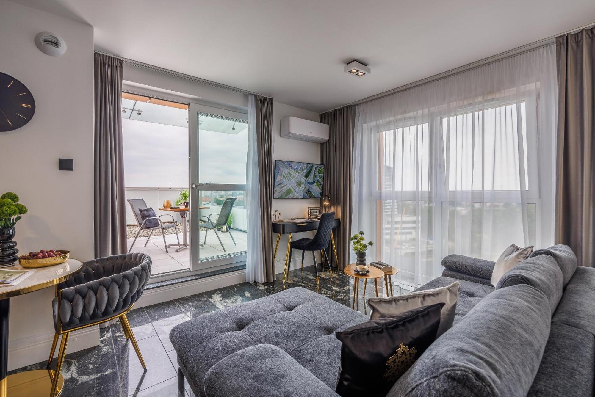 Emihouse Riverside *